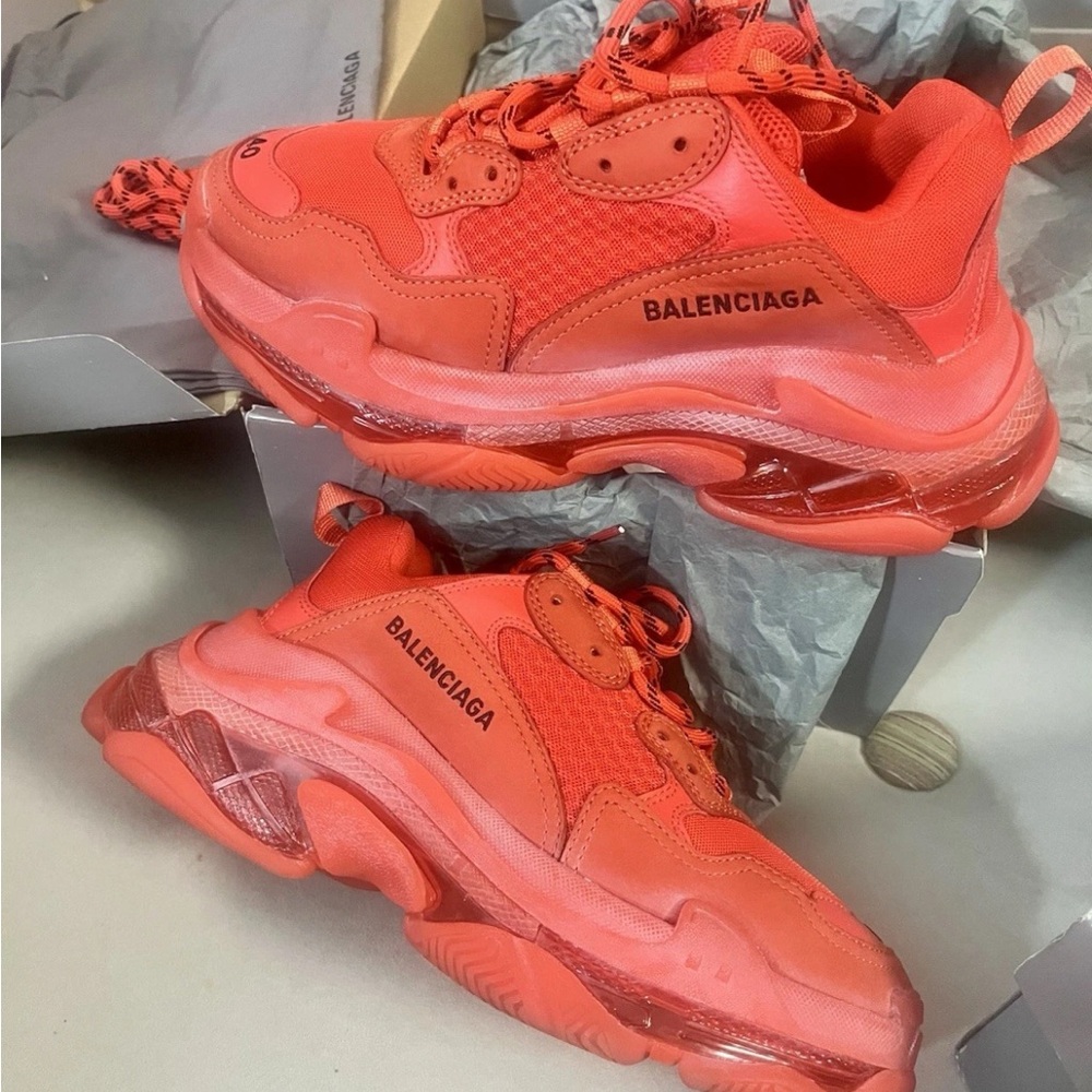 AUTHENTIC Balenciaga Triple S Clear Sole Sneaker 'Red